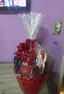Valentine’s Day gift baskets