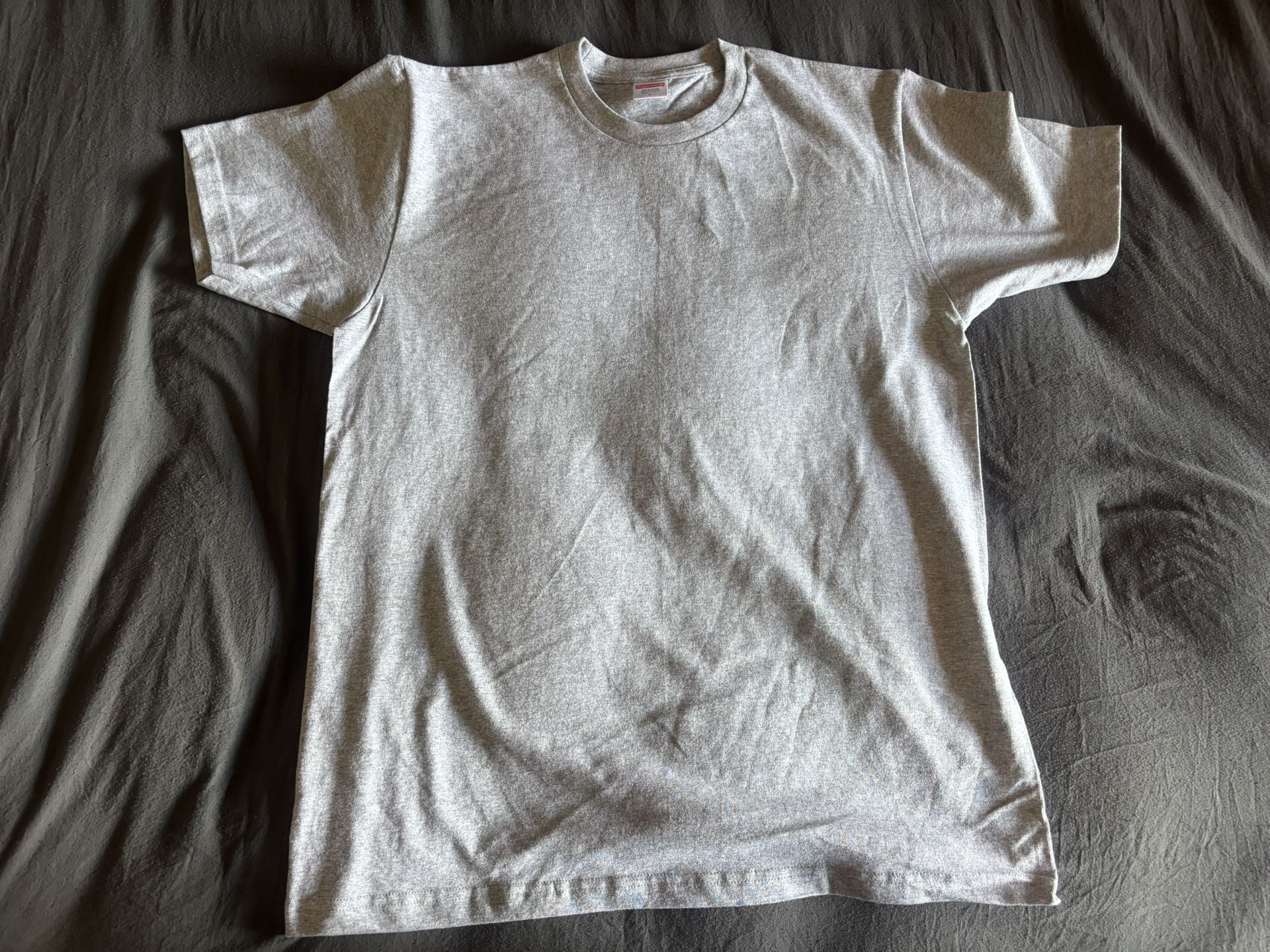 Supreme No Logo T-Shirt