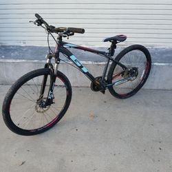 MEN'S 27.5 GT LAGUNA PRO MOUNTAIN BIKE WITH DISC BRAKES 
