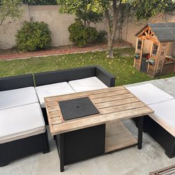 Patio set (table not included)