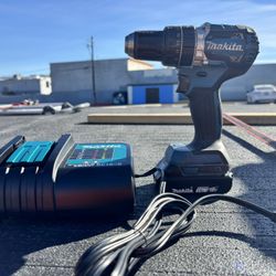 Makita 18v Hammer Drill 