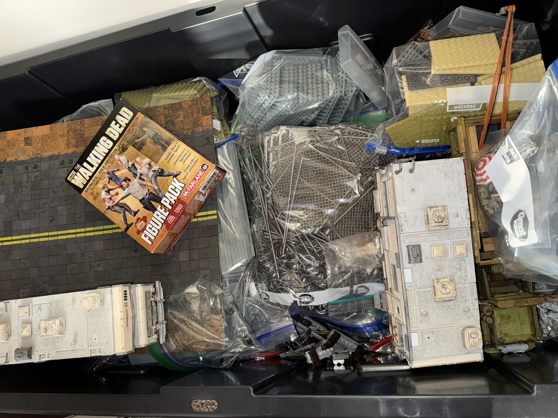 Twd build sets