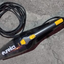 EUREKA VACUUM CLEANER IN GOOD CONDITION 