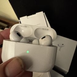 Apple AirPods Pro Gen 2 - Excellent Condition + Case