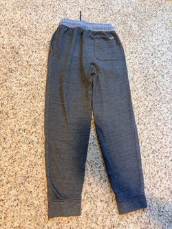 Vineyard vines boys size small sweatpants