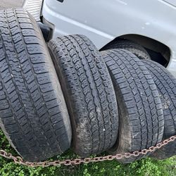 Set Of 4 Goodyear Tires & Wheels 17s