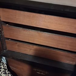Free Mini Armoire 