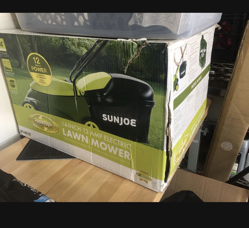 New In Box Sunjoe Sun Joe Electric Lawnmower mower