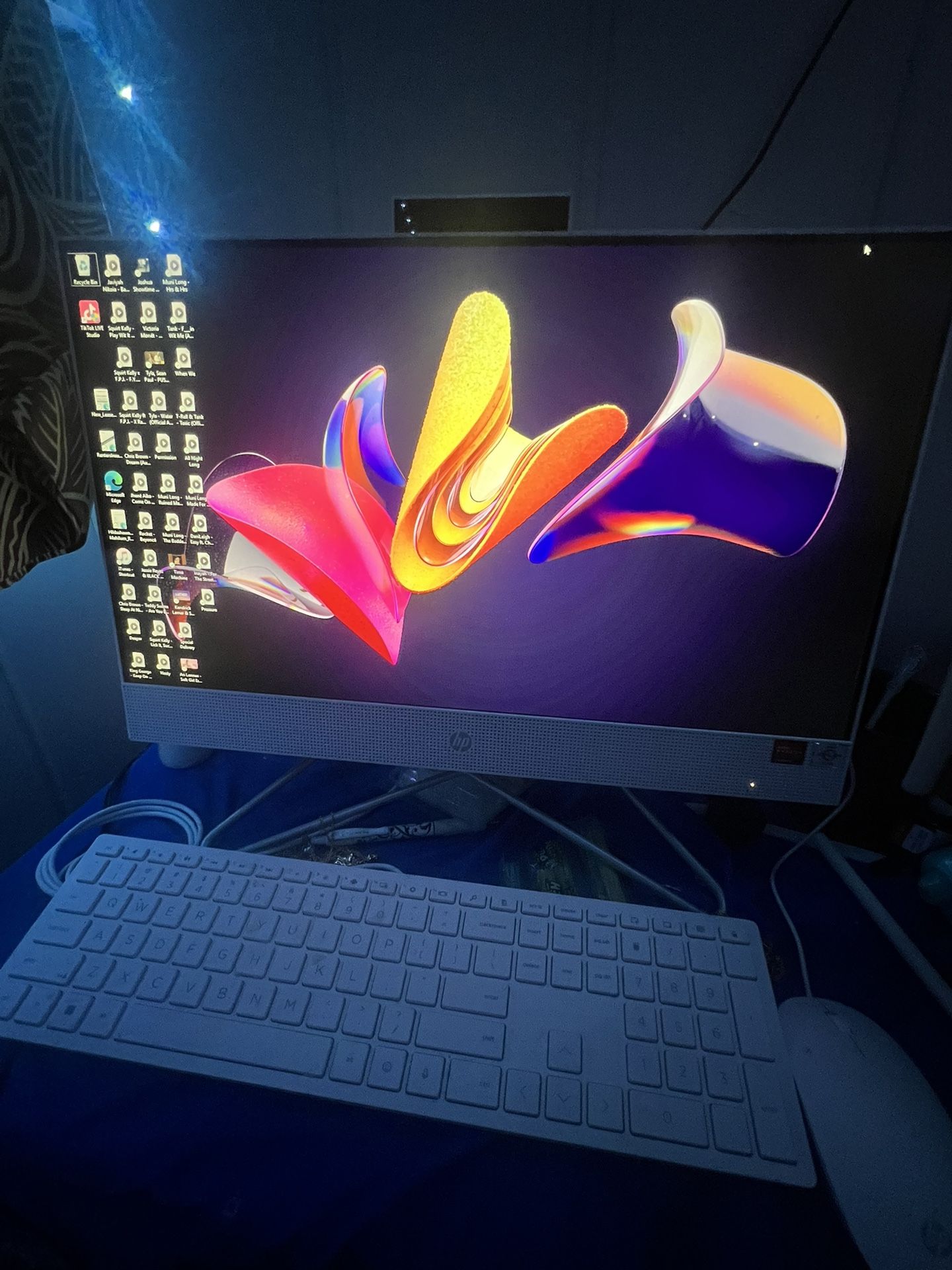 HP All-In-One Desktop