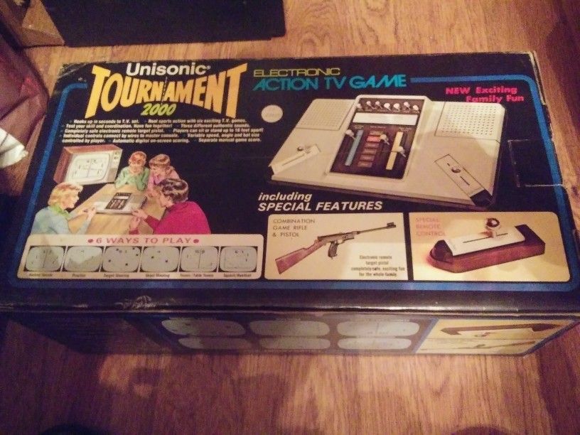 Unisonic Tournament 2000 Electronic Action Tv Game Console