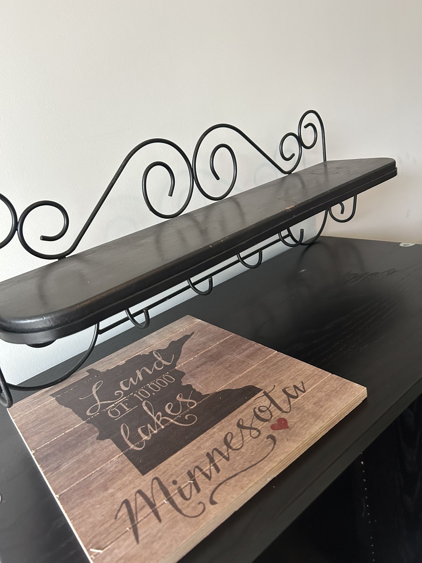 Decorative Hanging Shelf