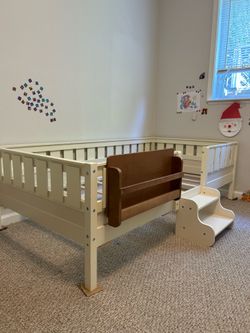 Bellemave Twin Size Kids Montessori Bed Beige
