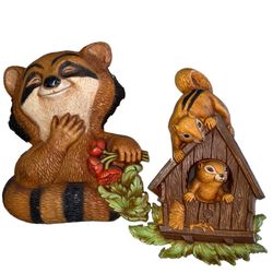 Racoon Chipmunk Kitsch Wall Hangings 70s Plastic MadeinUSA SET 10" Woodsy Whimsy