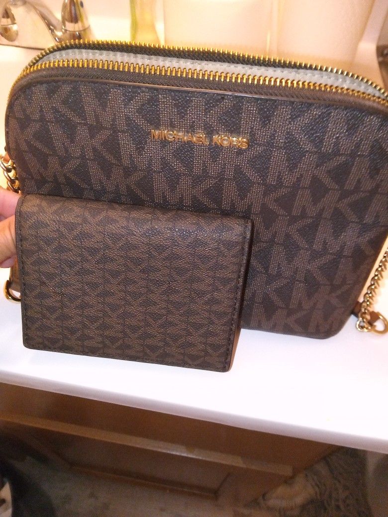 Michael Kors Wallet And Purse
