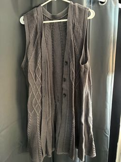Gray Cable Knit Sleeveless Cardigan Vest