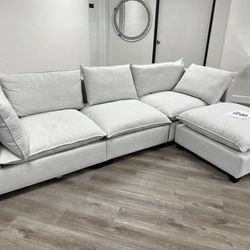 Sectional In GREY 😍😍 ☁️ ⛅️ 
