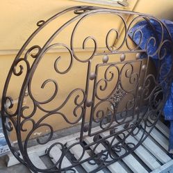 Ceiling Decor/Pots And Pan Rack 