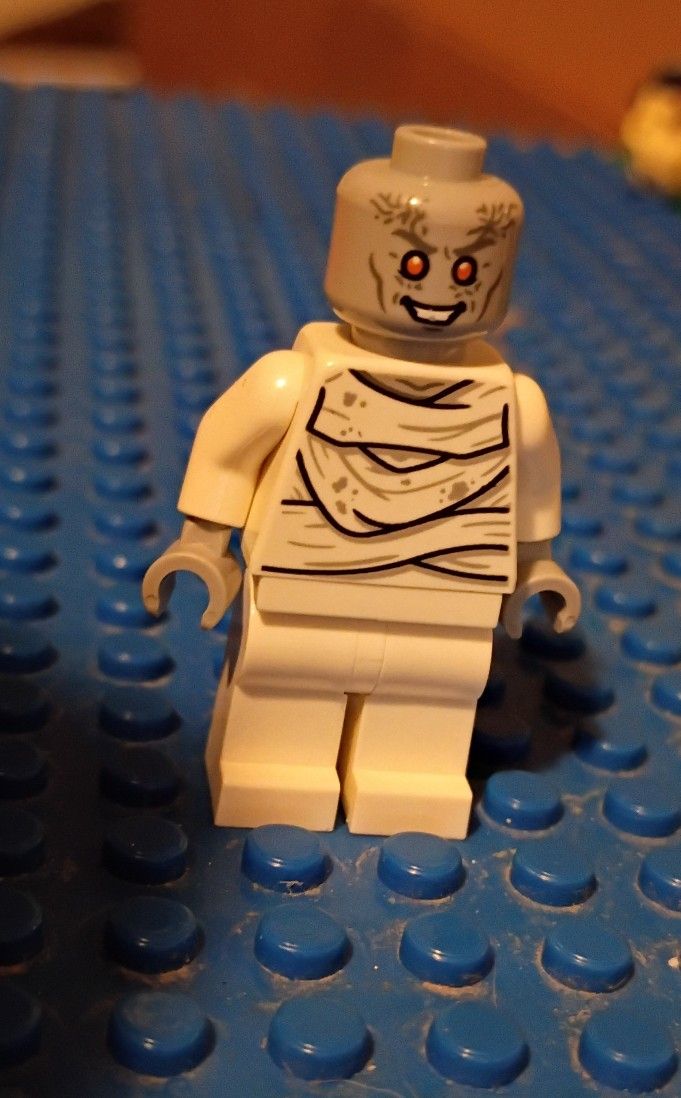 Marvel Lego Minifigure "Gorr" Brand New