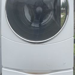 Kenmore Washer and Dryer Front Loaders With Stands