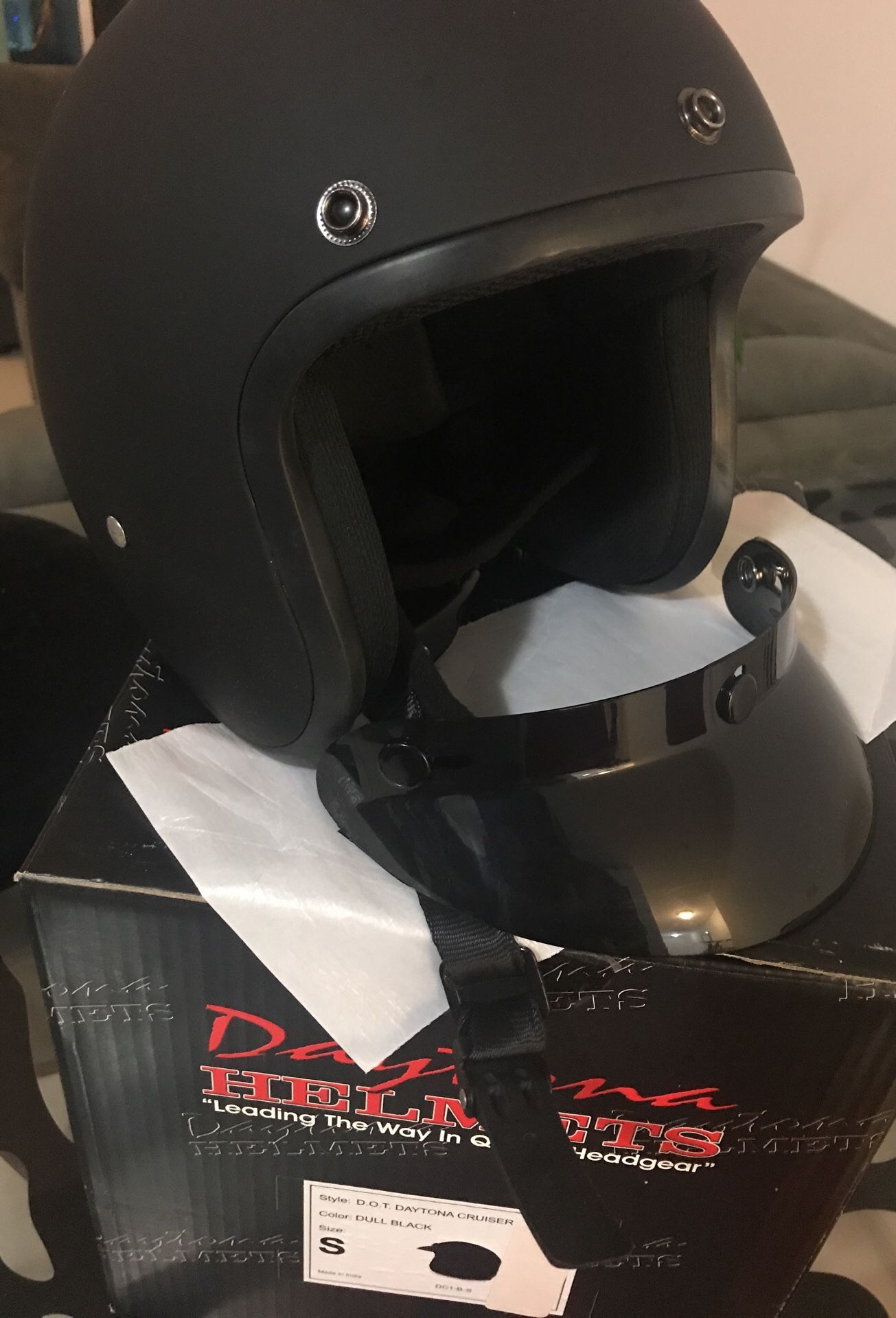 DAYTONA HELMET SMALL NEW