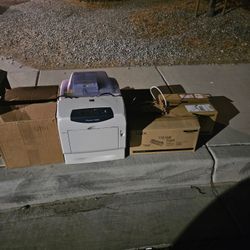 Free Stuff On Curb