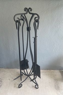 Fireplace, fire pit tool set