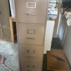 4~DRAWER FILING CABINET WITH KEY LOCK