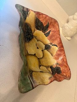 Large entertaining dish
