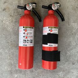 2 KIDDE Fire Extinguishers