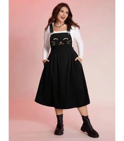 BLOOMCHIC Women’s Plus Size Cat Embroidered Sleeveless Non-Stretch Polyester Midi Dress - Black (US28/5XL)