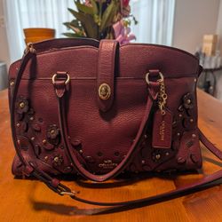 Coach Willow Floral Mercer in Oxblood with Floral Appliqué – Beautiful & Functional!