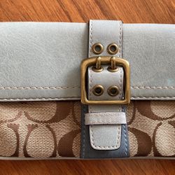 Rare Coach Wristlet/wallet 