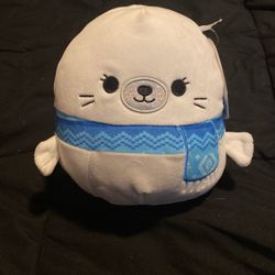 Lucille The Seal Squishmallow