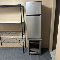 (Almost) Brand-New Combination Refrigerator Fridge & Freezer
