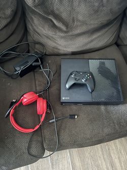 Xbox one with headset