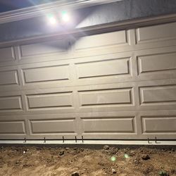 Garage Door (16 Feet)