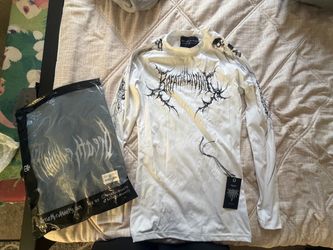 Breathe Divinity white longsleeve compression tee medium