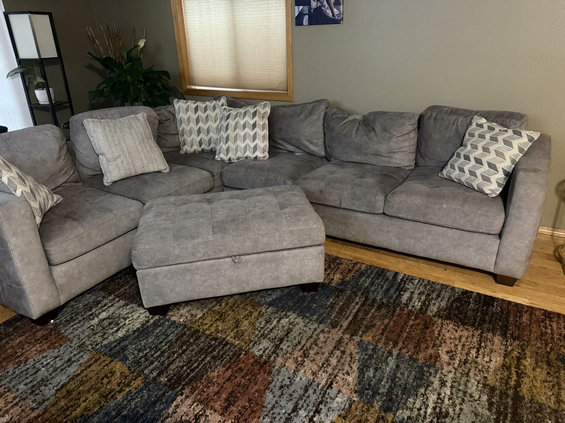 3 Piece Grey Sectional