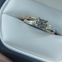 Genuine White Diamond 10K Gold (Engagement)