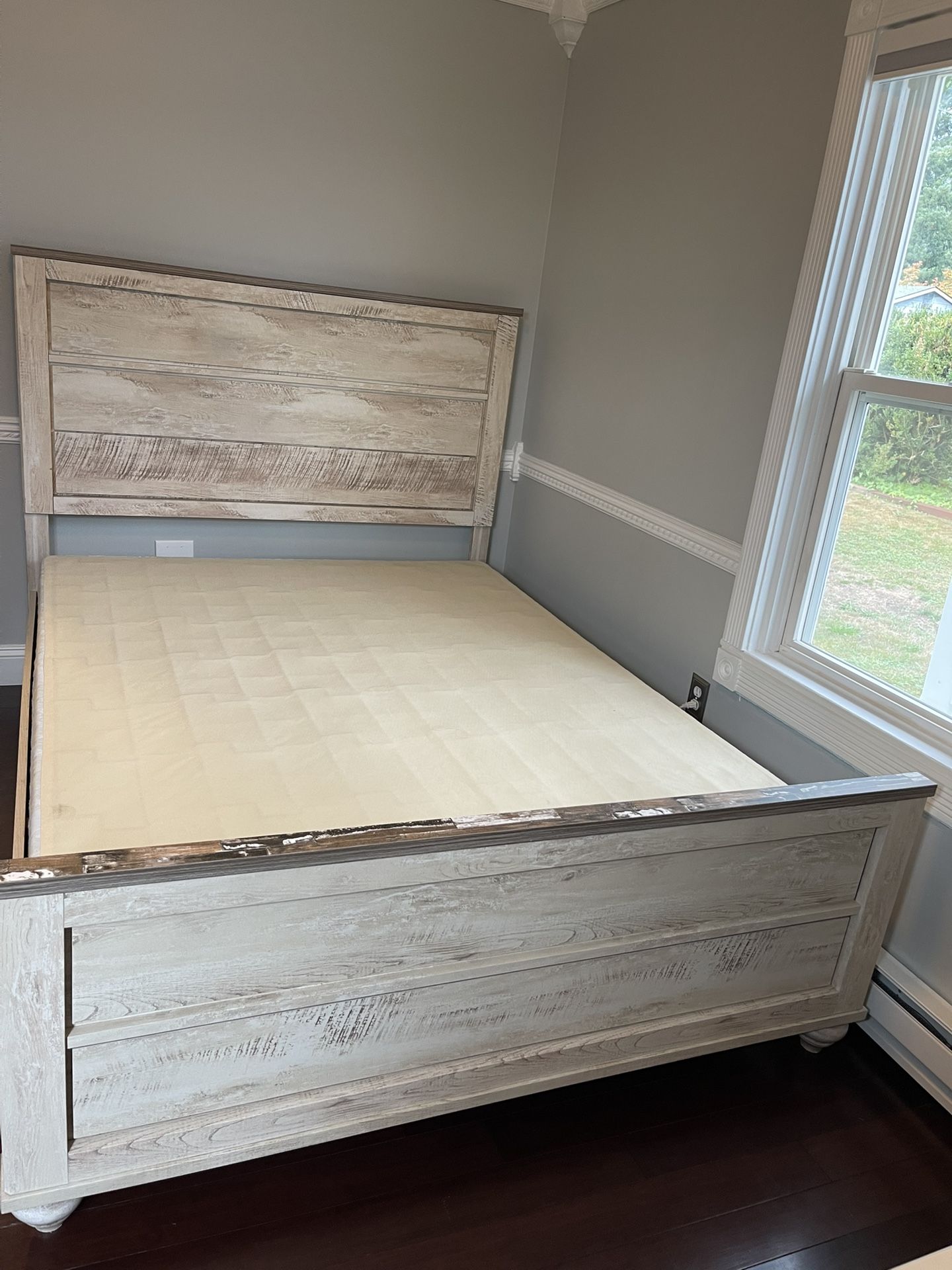 Queen Box Spring