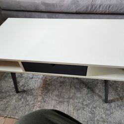 Modern Coffee Table With drawer