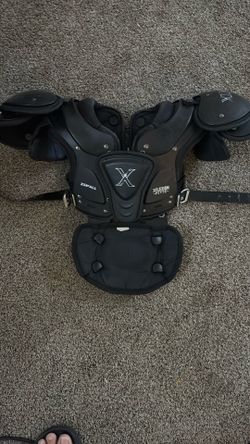 Xenith Youth Shoulder Pads