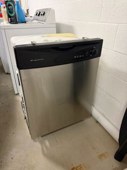 FRIGIDAIRE Dishwasher