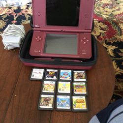 Nintendo DS XLWorks perfect excellent condition with thin nice games case and charger why are you