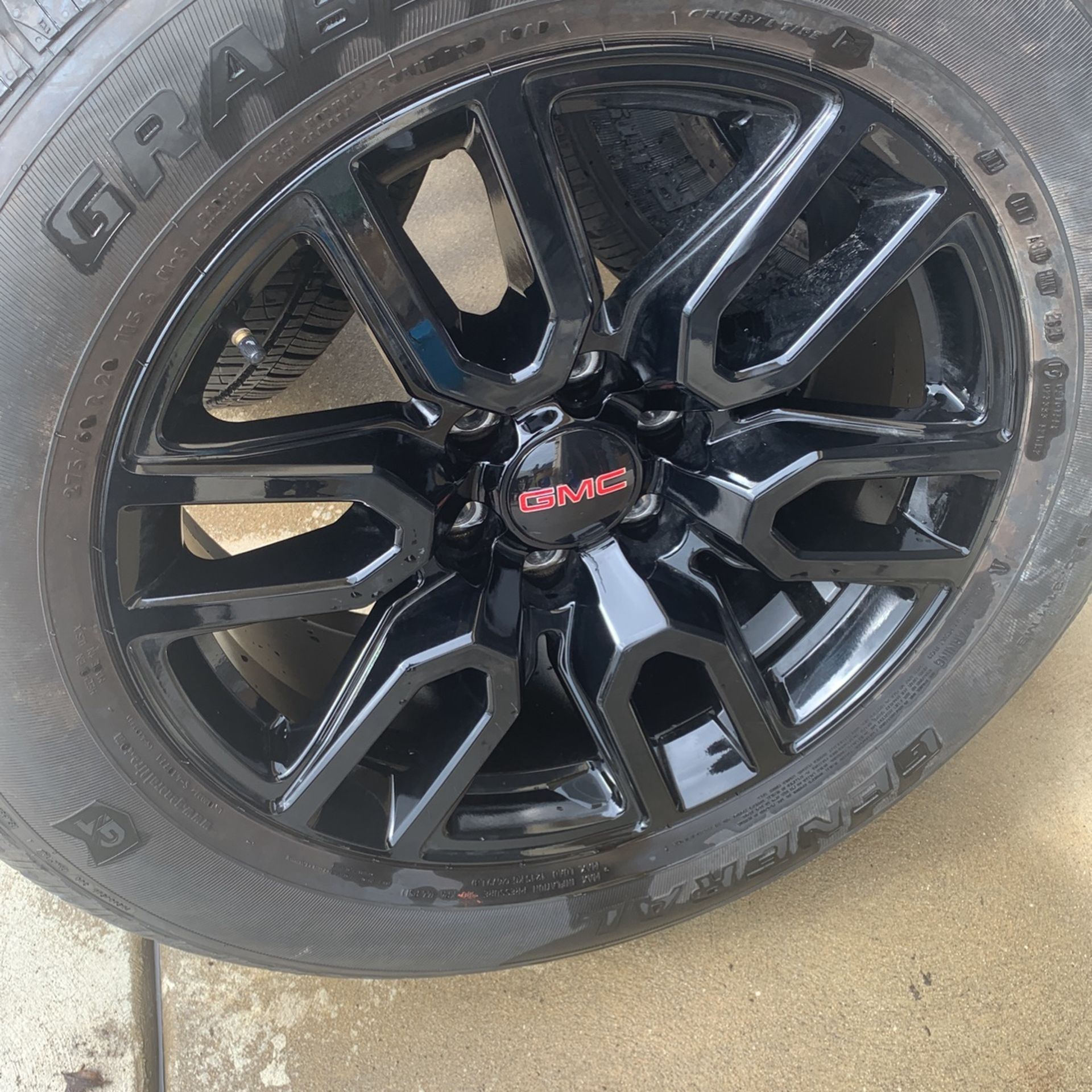 Nesh Rims R20 Rims And Tires 275/60 R20 for Sale in Waterford, CA - OfferUp
