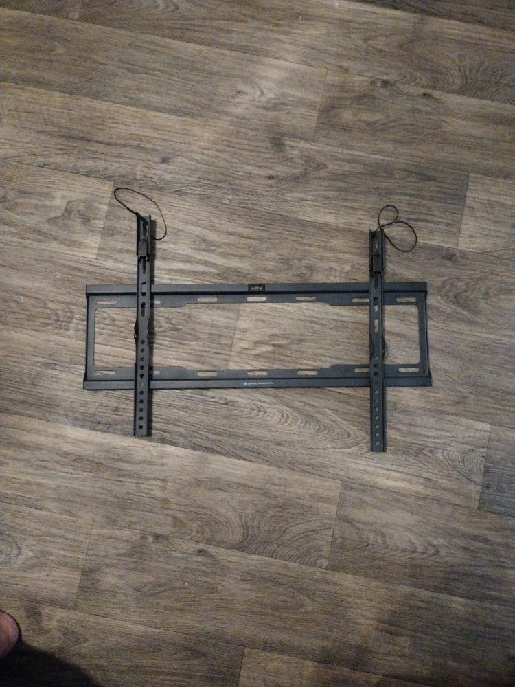 TV Mount Built-in Level
