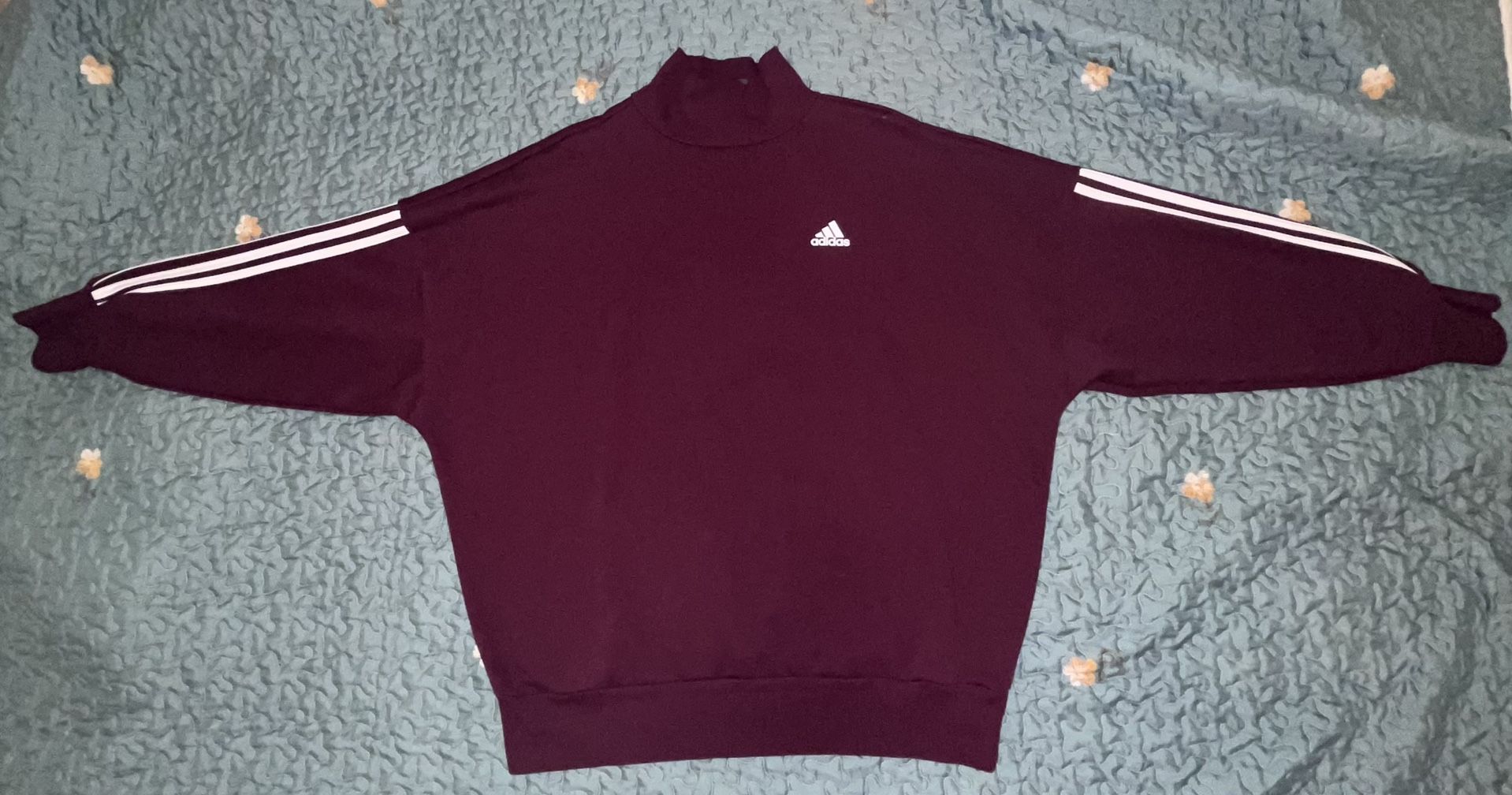 Adidas Sweater