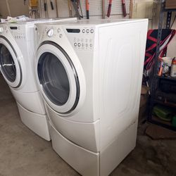 2008 Whirlpool Duet Washer And  Dryer 