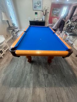 Pool table