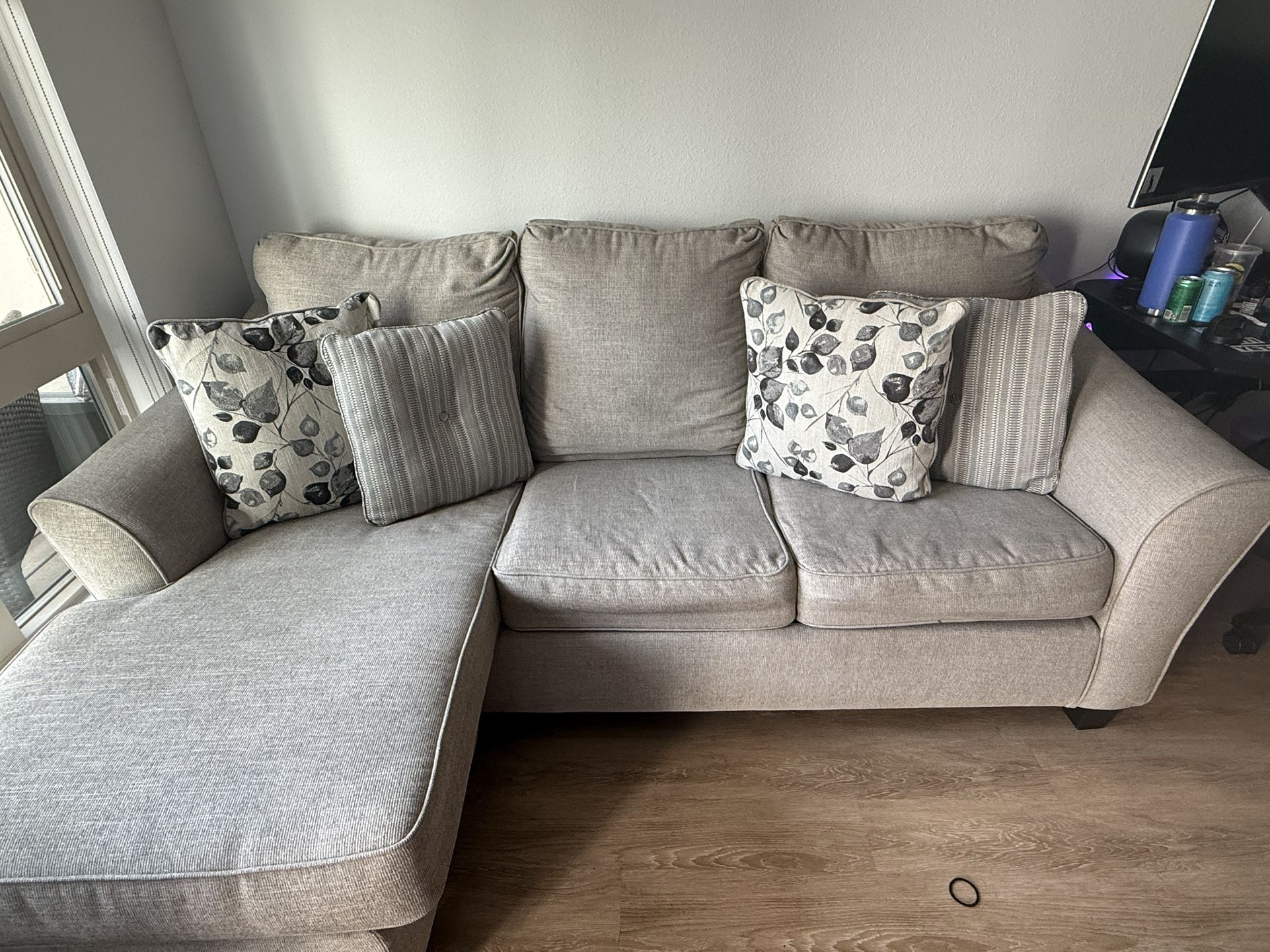 Pull Out Bed Couch (twin Bed) 